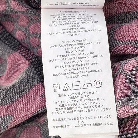 Michael Kors |  Animal print | red and black | cute top size L   ( Mk 15) - Picture 16 of 17